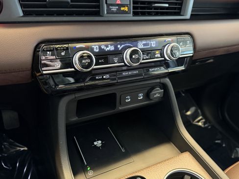 New 2026 Honda Pilot Elite image 14