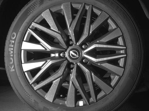 Used 2025 Nissan Altima 2.5 SV image 15