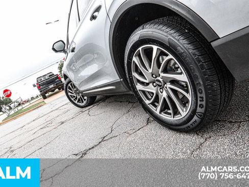 Used 2022 Lincoln Corsair AWD w/ Equipment Group 101A image 14