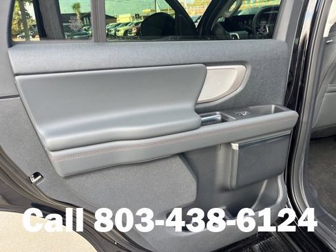 New 2025 Ford Expedition Active image 11