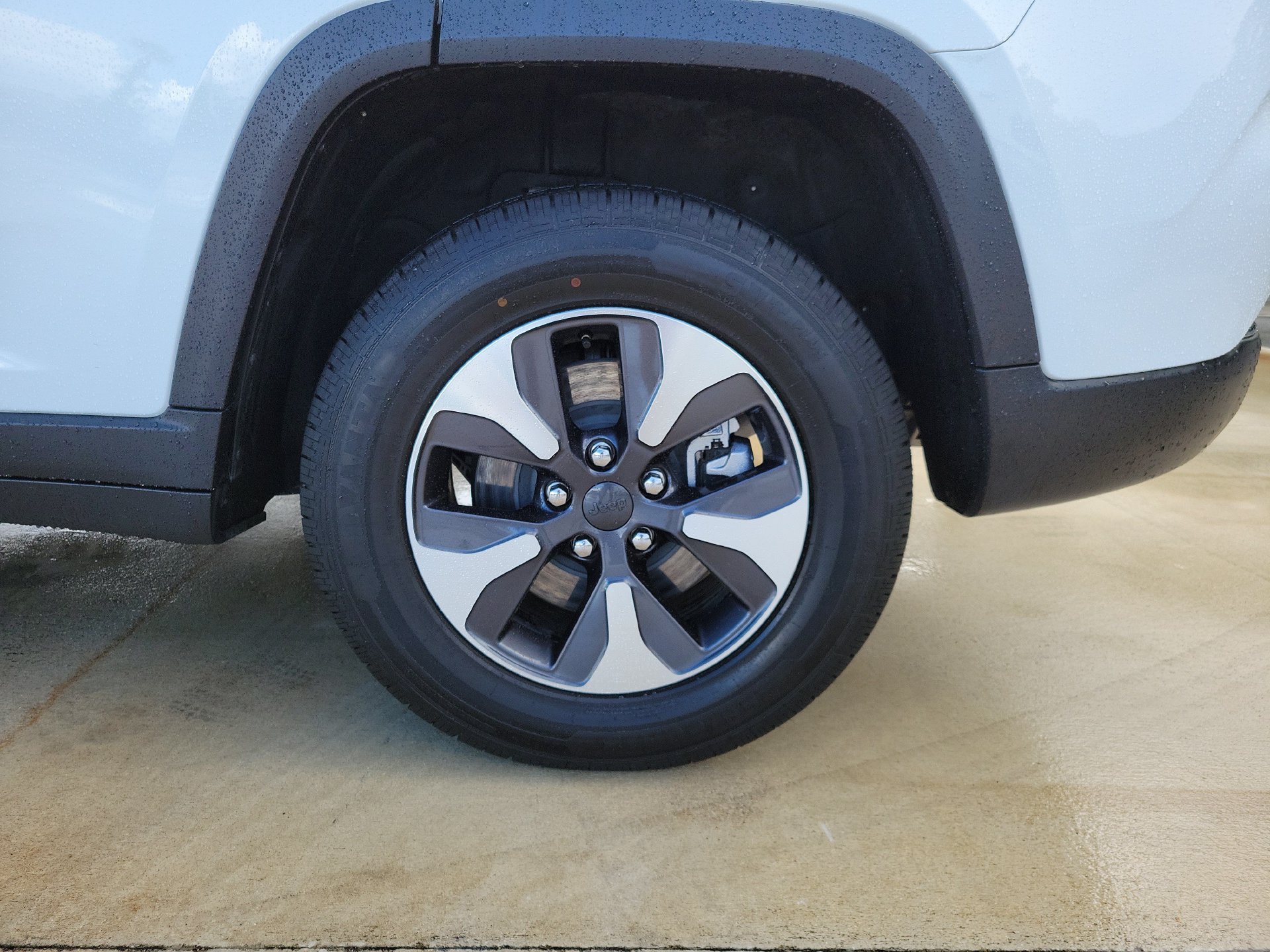 Used 2023 Jeep Grand Cherokee 4WD 4xe image 8