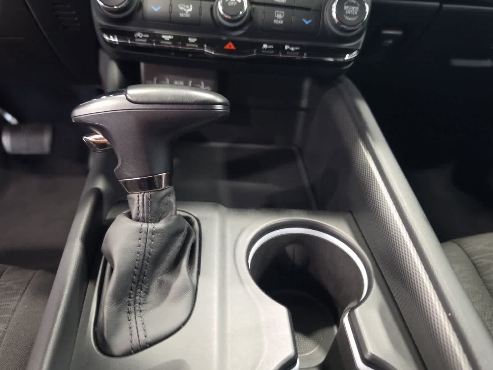 Used 2025 Dodge Durango GT AWD/4WD image 19