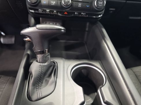 Used 2025 Dodge Durango GT AWD/4WD image 19