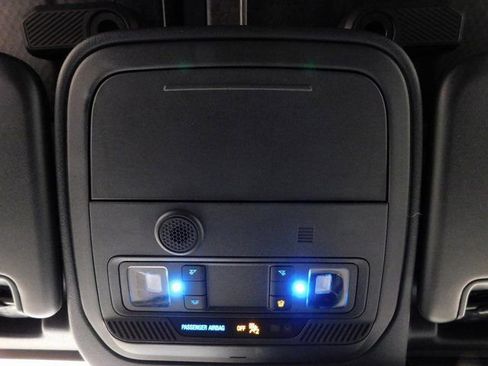 Used 2025 Ford Bronco Big Bend image 40