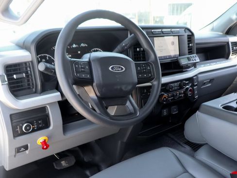 Used 2024 Ford F550 2WD Regular Cab Super Duty image 24