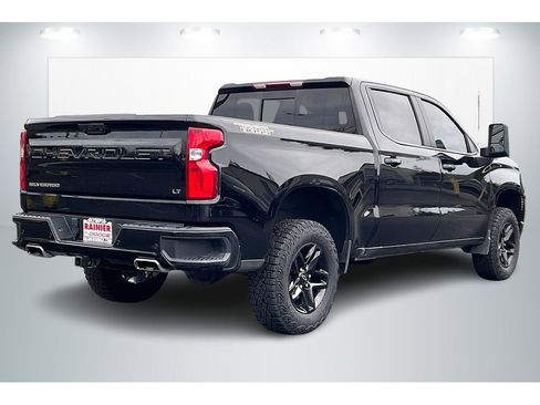 Used 2024 Chevrolet Silverado 1500 LT Trail Boss w/ LT Trail Boss Premium Package image 13