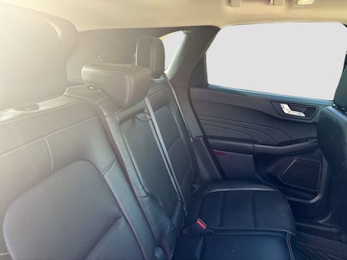 Used 2022 Ford Escape SEL w/ Technology Package FWD image 25