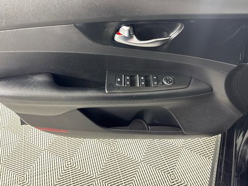 Used 2021 Kia Forte GT-Line image 12