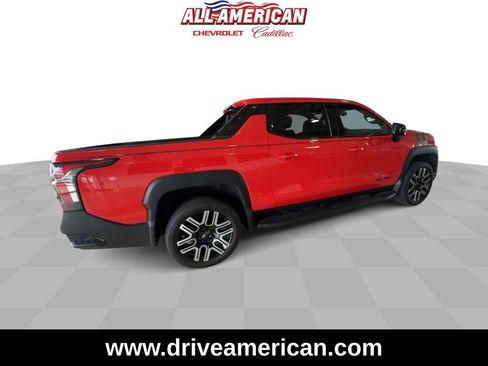 Used 2025 Chevrolet Silverado EV LT w/ LPO, Dark Package Plus image 8