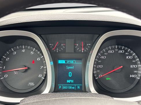Used 2017 Chevrolet Equinox Premier w/ Enhanced Convenience Package AWD/4WD image 27