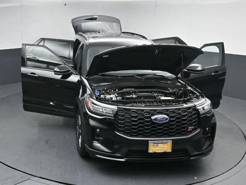 Certified 2025 Ford Explorer ST AWD/4WD image 55