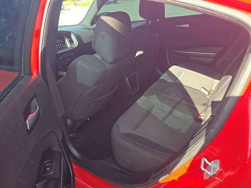 Used 2022 Dodge Charger SXT RWD image 5