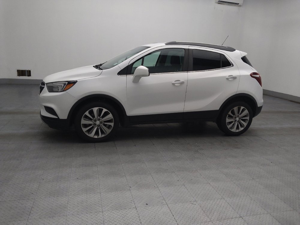 Used 2020 Buick Encore Preferred FWD image 2