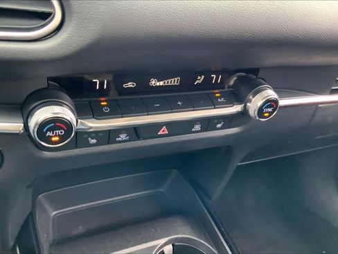 Certified 2023 MAZDA CX-30 AWD 2.5 S w/ Premium Package image 33