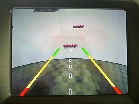 Used 2018 Jeep Cherokee Trailhawk w/ Quick Order Package 27L image 11