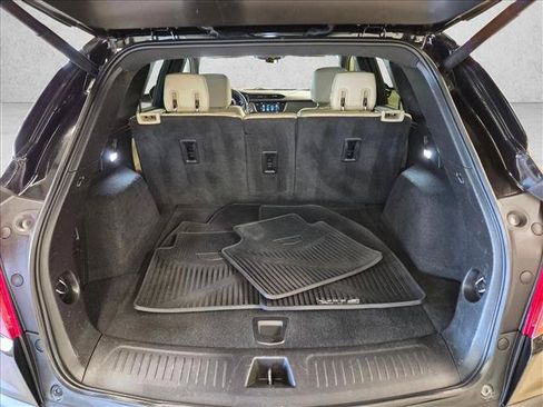 Used 2018 Cadillac XT5 AWD image 7