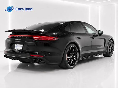 Used 2020 Porsche Panamera GTS w/ Premium Package Plus AWD/4WD image 3