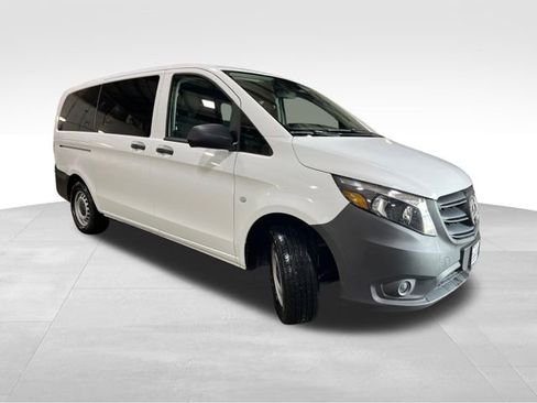 Used 2023 Mercedes-Benz Metris Passenger image 8