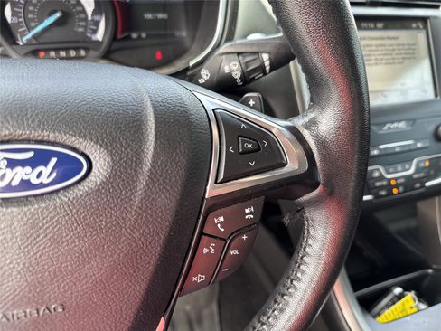 Used 2019 Ford Fusion SEL FWD image 23