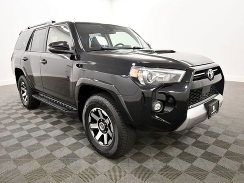 Used 2023 Toyota 4Runner TRD Off-Road Premium w/ Moonroof Package AWD/4WD image 10