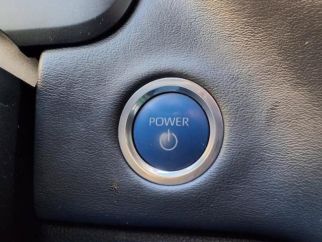 Used 2023 Toyota Sequoia Platinum AWD/4WD image 10