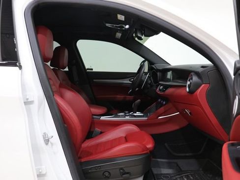 Used 2020 Alfa Romeo Stelvio Ti Sport w/ Quick Order Package 22S Sport AWD/4WD image 37