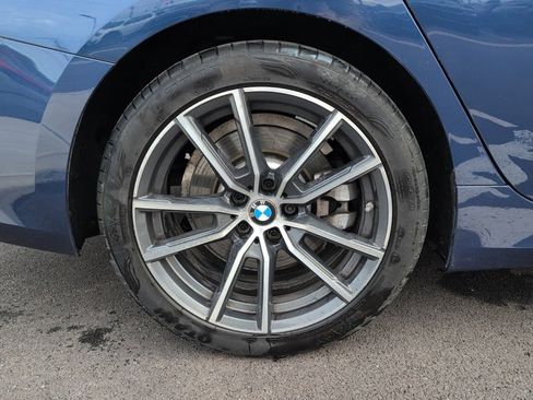 Used 2021 BMW 330i xDrive Sedan w/ Premium Package image 9