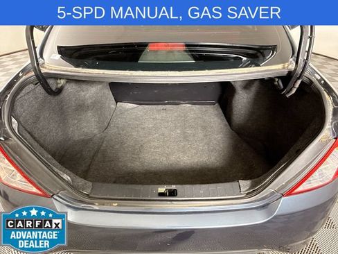 Used 2015 Nissan Versa S FWD image 22