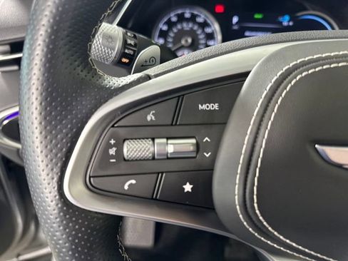 Used 2023 Genesis Electrified GV70 Advanced image 15