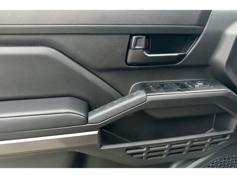 New 2026 Toyota Tacoma SR5 image 11