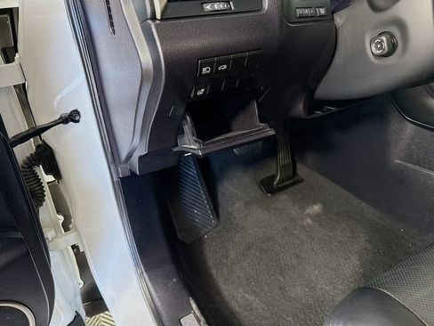 Used 2018 Lexus RX 350 FWD w/ Premium Package image 10