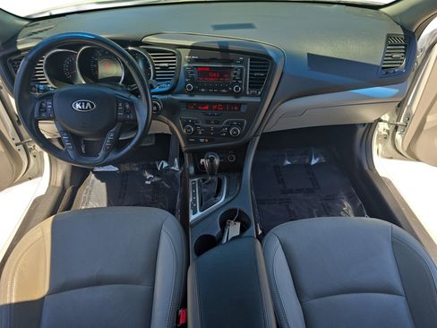 Used 2013 Kia Optima EX FWD image 9