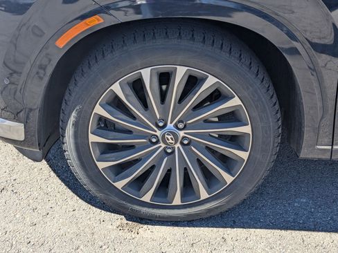 Used 2023 Hyundai Palisade Calligraphy image 13