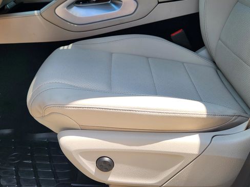 Used 2026 Mercedes-Benz GLE 350 4MATIC image 17