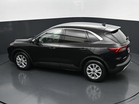 Used 2024 Ford Escape Active w/ Cold Weather Package FWD image 30