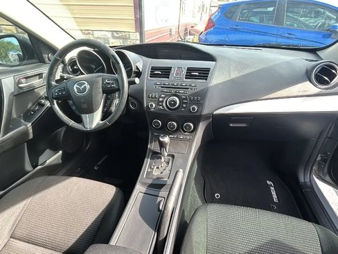 Used 2013 MAZDA MAZDA3 i Touring FWD image 23