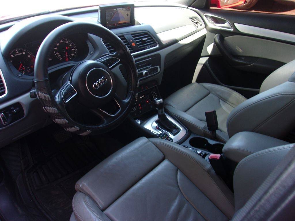 Used 2018 Audi Q3 2.0T Premium w/ Convenience Package FWD image 8