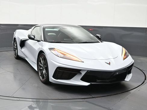 Used 2024 Chevrolet Corvette Stingray Preferred Conv w/ Battery Protection Package RWD image 8