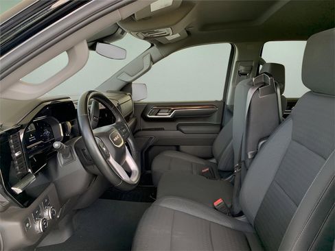 Used 2024 GMC Sierra 1500 SLE image 26
