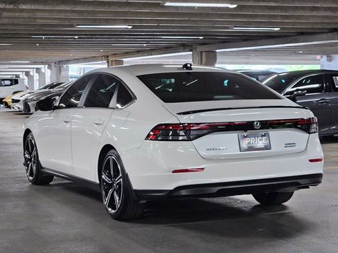 Used 2024 Honda Accord Sport image 7