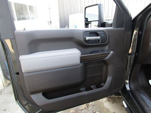 Used 2022 Chevrolet Silverado 3500 LT w/ Convenience Package AWD/4WD image 20