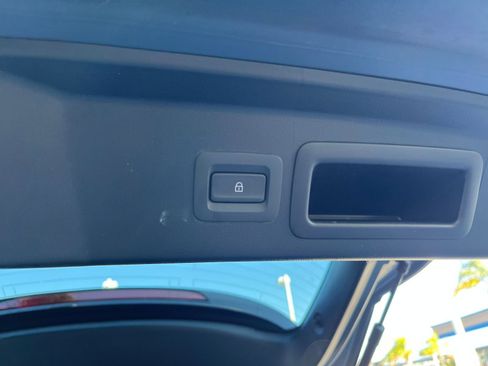 Used 2025 MAZDA CX-30 AWD 2.5 S w/ Preferred Package image 23