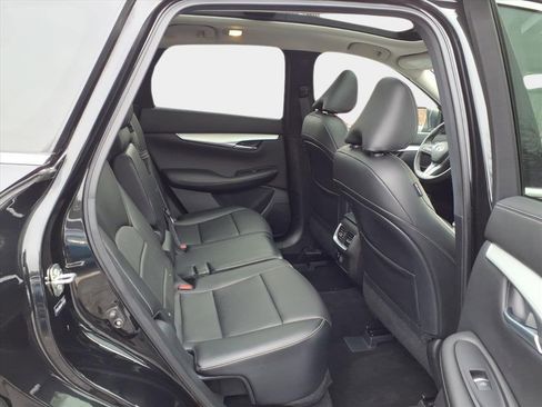 Used 2021 INFINITI QX50 Luxe image 16