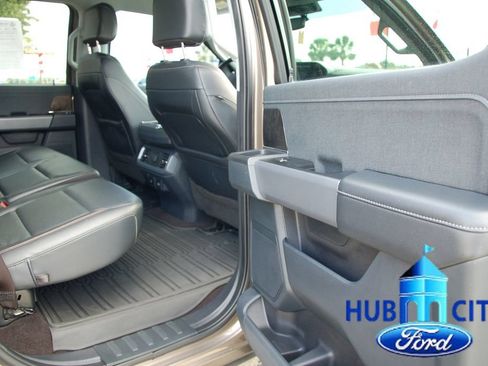 Used 2022 Ford F150 Lariat w/ FX4 Off-Road Package AWD/4WD image 15