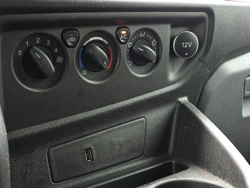 Used 2018 Ford Transit 350 XLT image 42