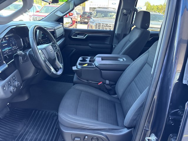 Used 2023 Chevrolet Silverado 1500 RST w/ LPO, Dark Essentials Package AWD/4WD image 15