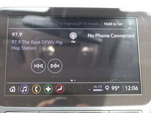 Used 2023 Chevrolet Malibu LT FWD image 24