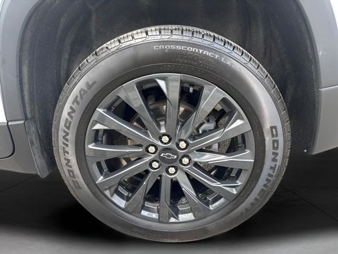 Used 2023 Chevrolet Traverse RS AWD/4WD image 8