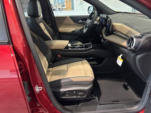 New 2026 Chevrolet Equinox ACTIV w/ Convenience Package III image 14