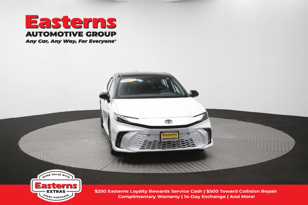 Used 2025 Toyota Camry XSE AWD/4WD image 48